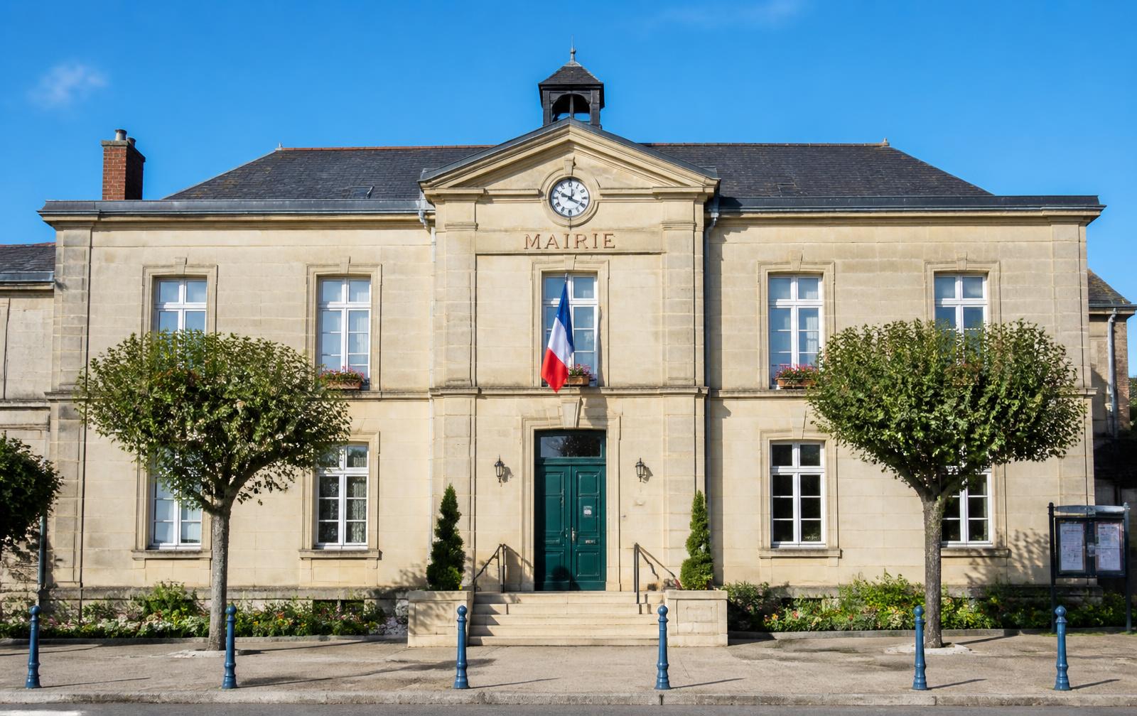 Mairie française équipée d'un système d'alarme et d'alerte DAITEM par BERNARD Mairie française équipée d'un système d'alarme et d'alerte DAITEM par BERNARD